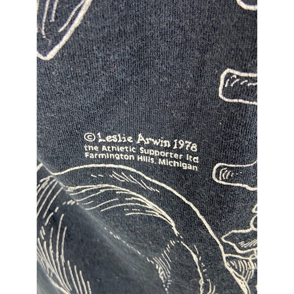 Leslie Arwin Anatomy Men Medium T Shirt Allover B… - image 6